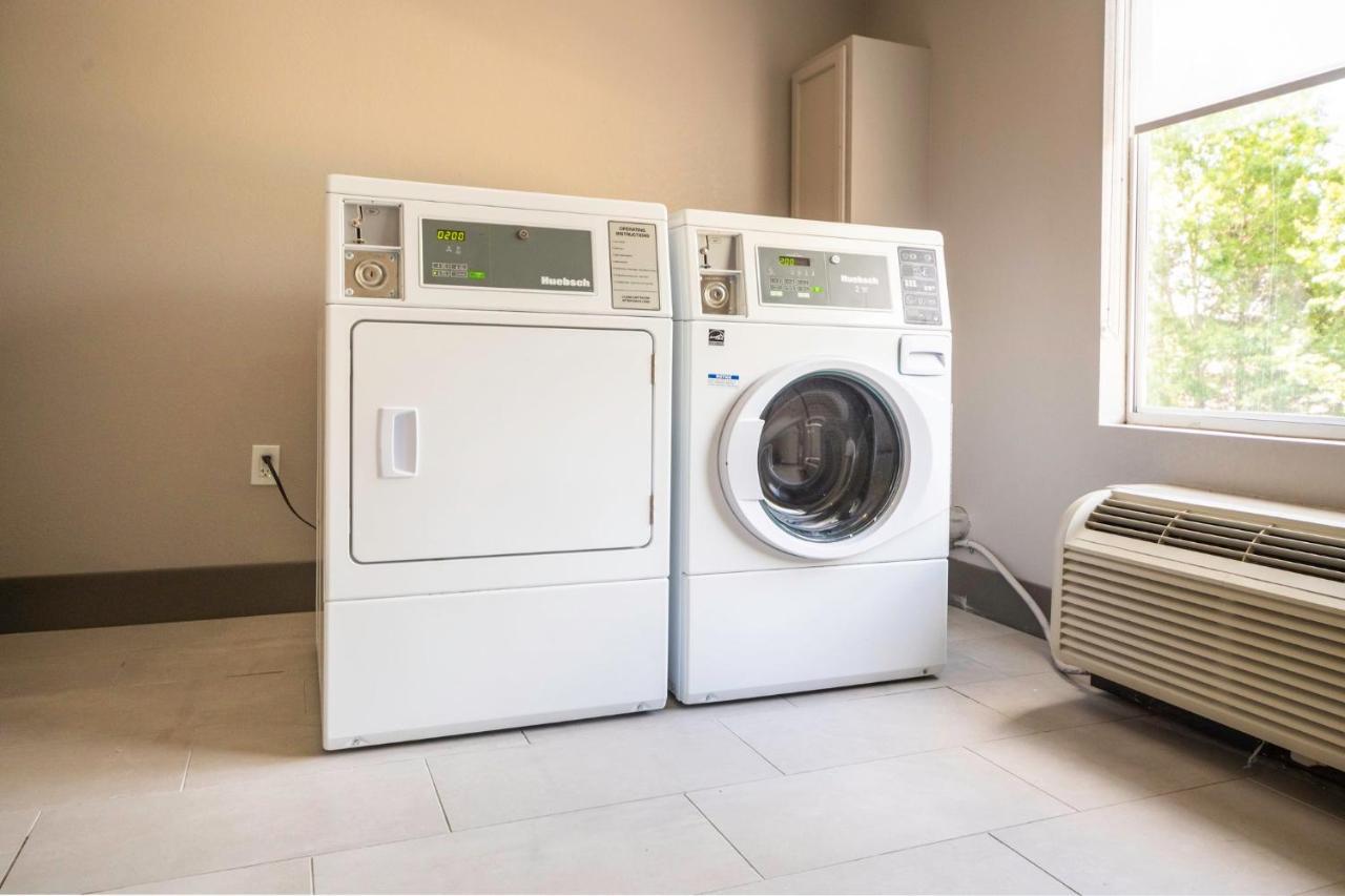 Holiday Inn Express And Suites Atlanta-Johns Creek By Ihg Exteriör bild