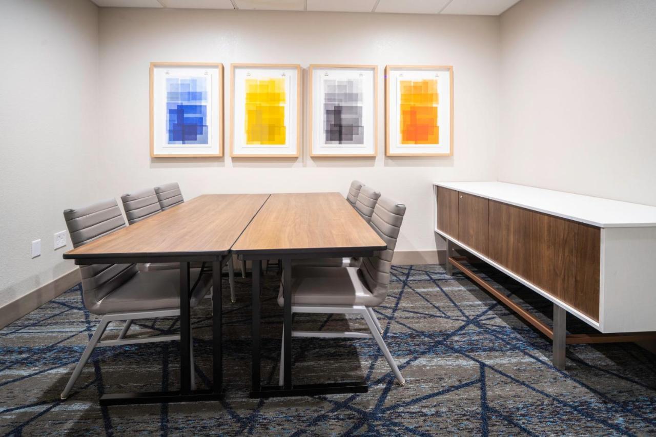 Holiday Inn Express And Suites Atlanta-Johns Creek By Ihg Exteriör bild